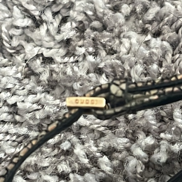 Gucci Metallic Leather GG Interlocking HEART Thong Sandal - Picture 10 of 10